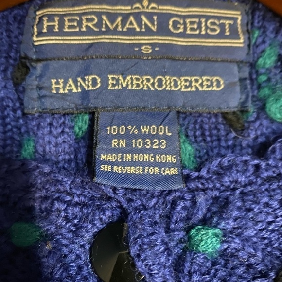VINTAGE Herman Geist Small 100% Wool Blue Button Sweater. - Picture 5 of 10